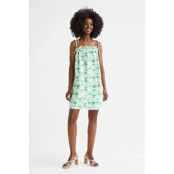 H&M Shell Print Waffled Jersey Shift Dress Size Medium - Picture 1 of 10